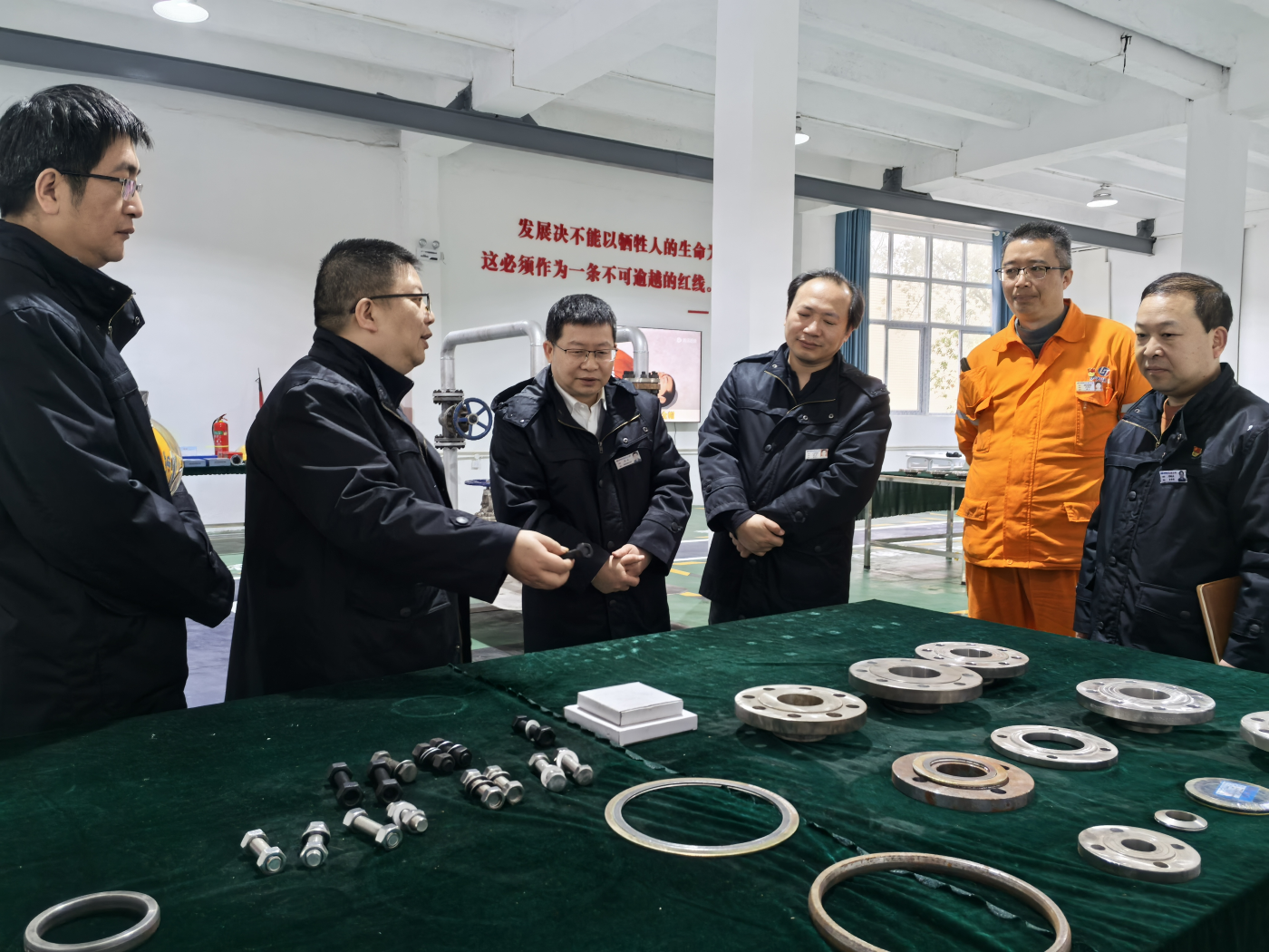 瀘天化股份公司到弘旭公司調(diào)研指導工作(圖3)