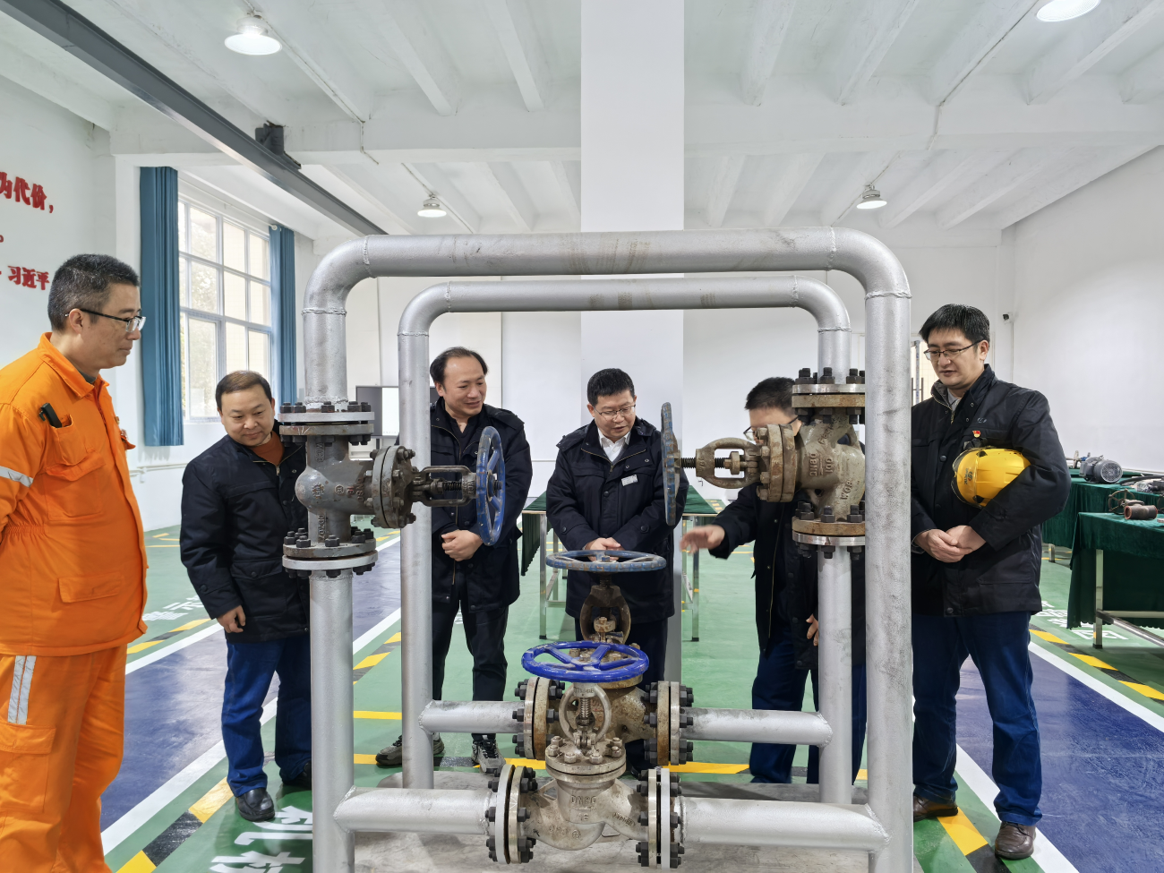 瀘天化股份公司到弘旭公司調(diào)研指導工作(圖2)